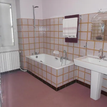 Maison En Hotel Airvault
